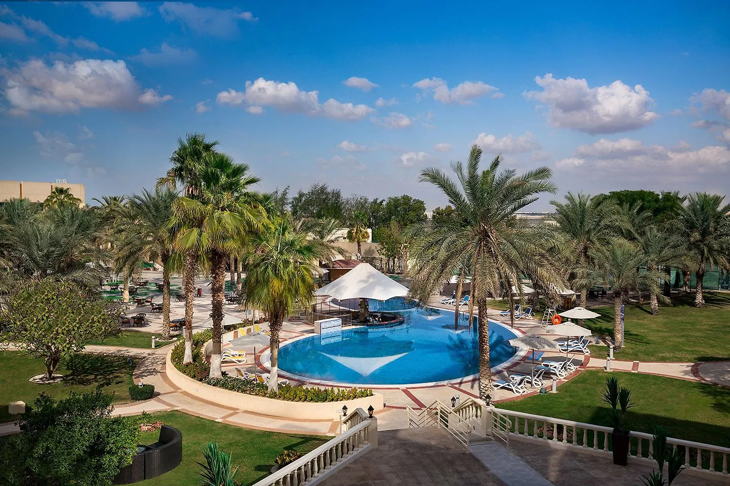אבו דאבי Metropolitan Al Mafraq Hotel