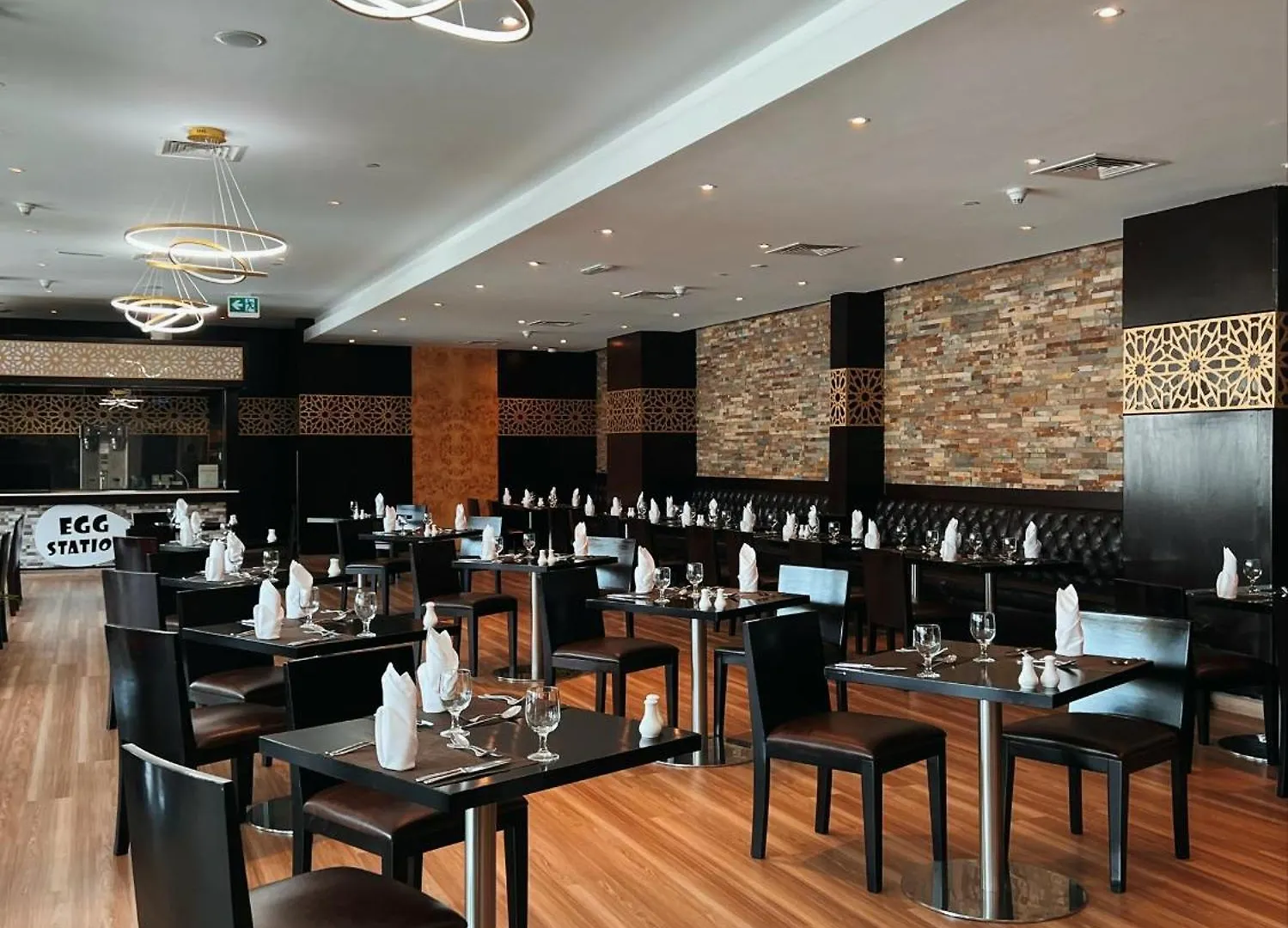 Metropolitan Al Mafraq Hotel Abu Dhabi